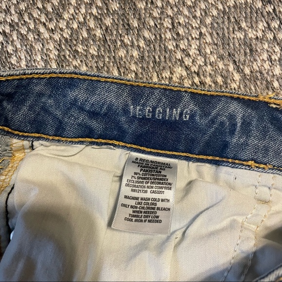 AEROPOSTALE Light Wash Skinny Jeggings Size 8 Regular - Picture 8 of 9